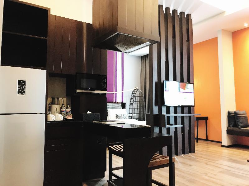 Mercure Surabaya Exterior photo